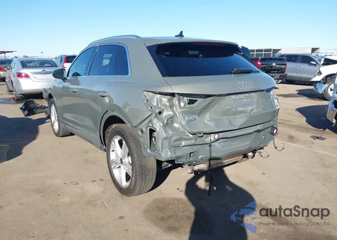 2022 Audi Q3 Premium 45 Tfsi S Line Quattro Tiptronic z USA, uszkodzony, nr VIN WA1DECF33N1088155